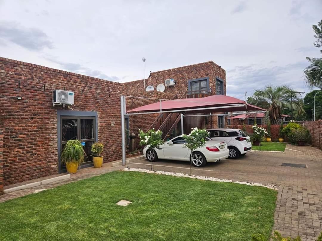 7A Jameson Guesthouse Кимберли Экстерьер фото